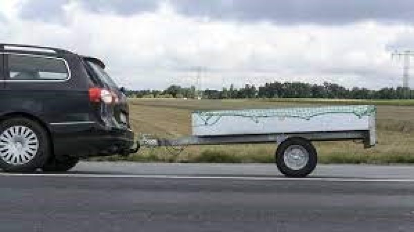Towing a Trailer or Caravan Safely – Make sure your Car can Take the Weight
